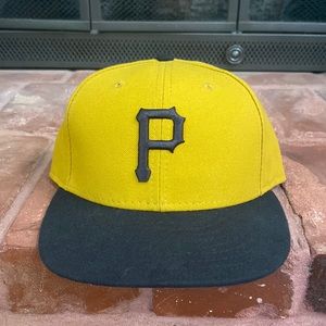 Pittsburgh Pirates fitted hat